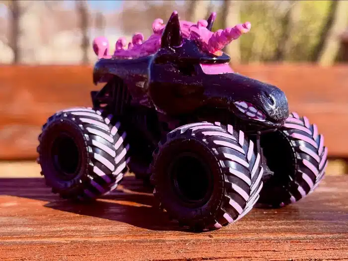 LADIES NIGHT / SPARKLE SMASH custom truck photo 10