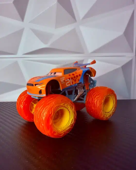 WORKBENCH / ONE-OFF BUILDS custom truck photo 4