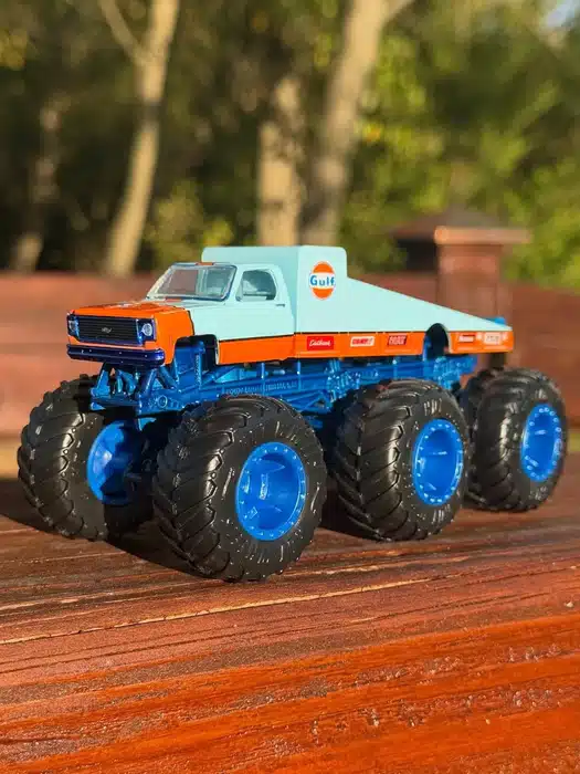 MONSTER TRUCK MADNESS COLLECTION custom truck photo 7