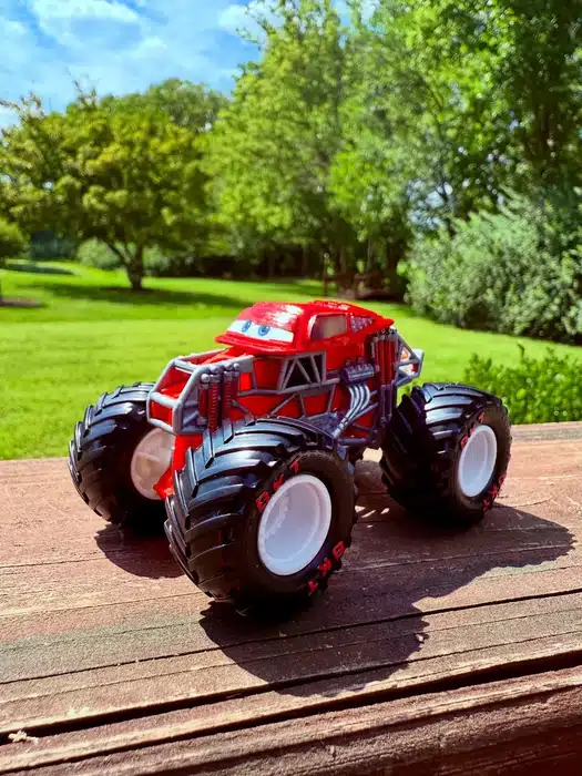 PIXAR CUSTOMS / PIXAR TRAINER TRUCK custom truck photo 7