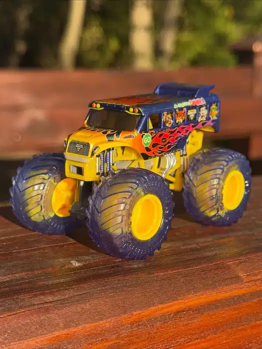 MONSTER TRUCK MADNESS COLLECTION custom truck photo 17