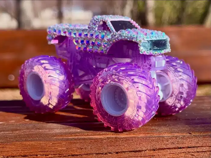 LADIES NIGHT / SPARKLE SMASH custom truck photo 16