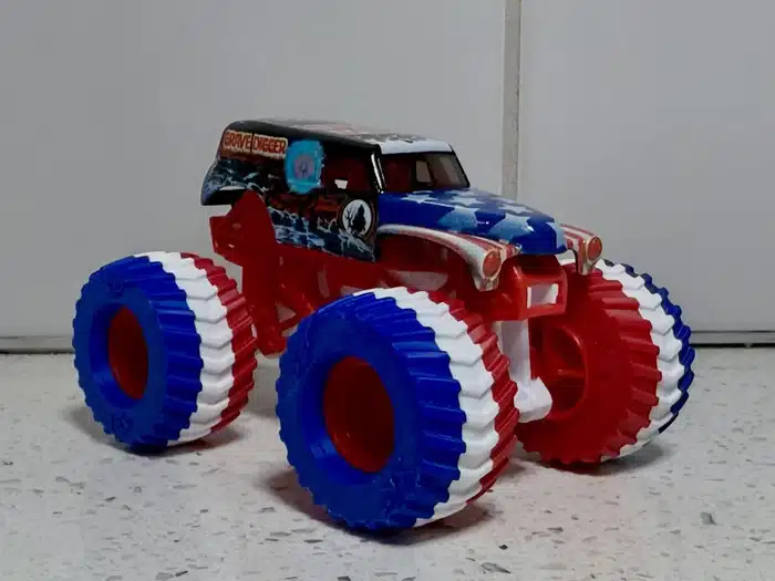 AMERICA 250 / STARS & STRIPES custom truck photo 7