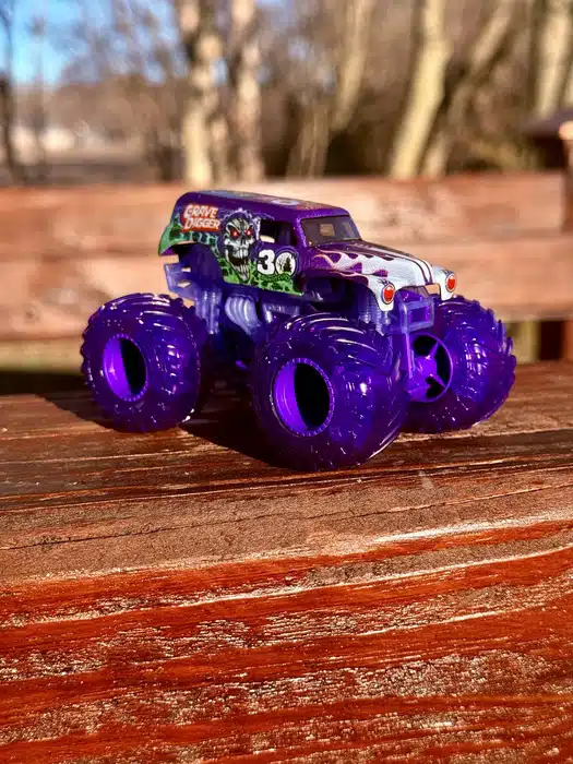 COLOR CRAZE GHOST custom truck photo 4