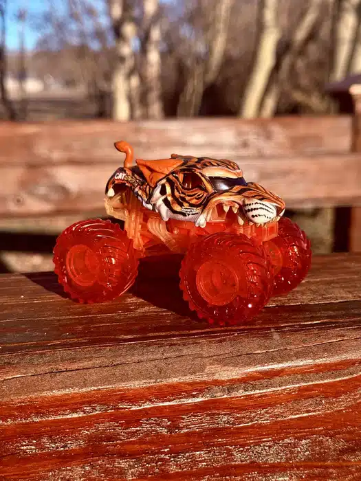 COLOR CRAZE GHOST custom truck photo 6
