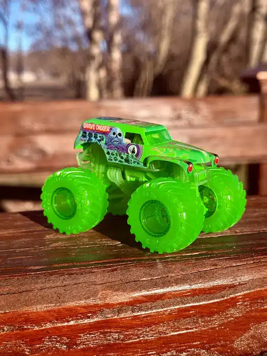 COLOR CRAZE GHOST custom truck photo 11
