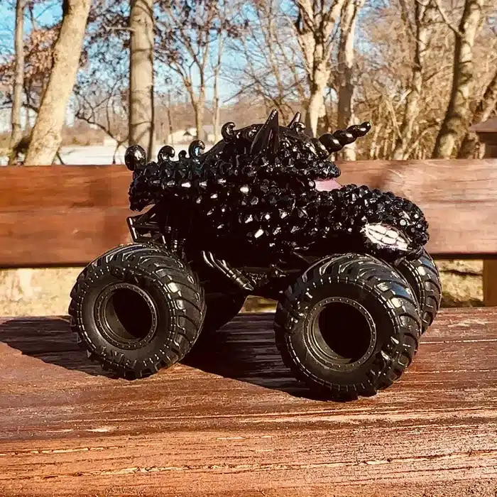 LADIES NIGHT / SPARKLE SMASH custom truck photo 23