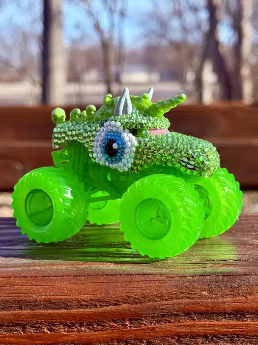 LADIES NIGHT / SPARKLE SMASH custom truck photo 45