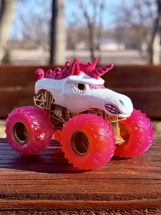 LADIES NIGHT / SPARKLE SMASH custom truck photo 46