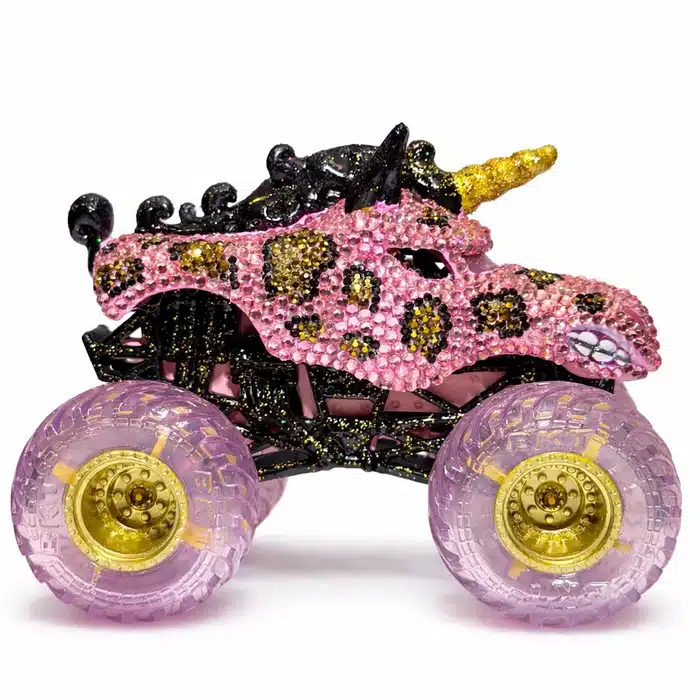 LADIES NIGHT / SPARKLE SMASH custom truck photo 48