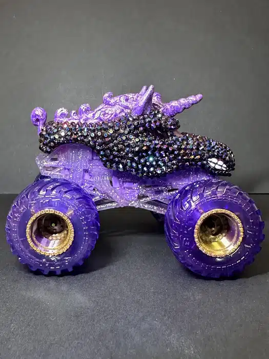 LADIES NIGHT / SPARKLE SMASH custom truck photo 51