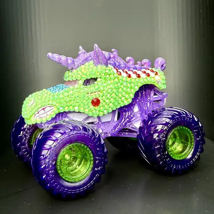 LADIES NIGHT / SPARKLE SMASH custom truck photo 55