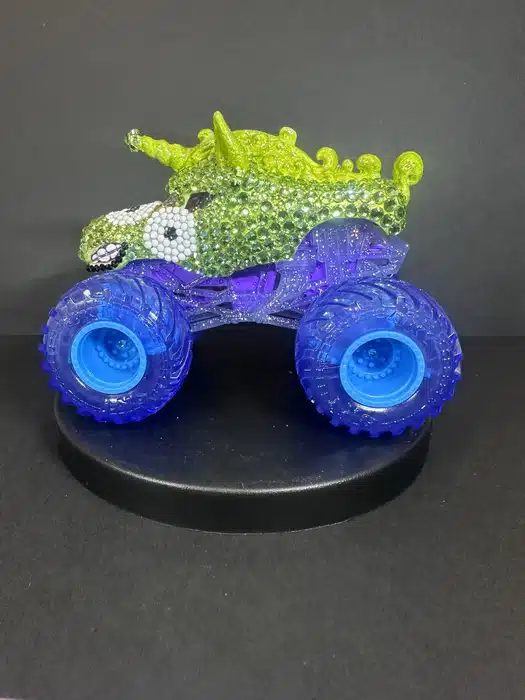 LADIES NIGHT / SPARKLE SMASH custom truck photo 63