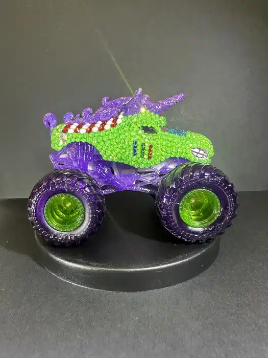 LADIES NIGHT / SPARKLE SMASH custom truck photo 70