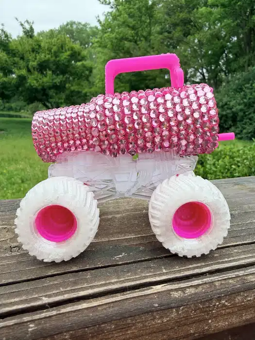 LADIES NIGHT / SPARKLE SMASH custom truck photo 73