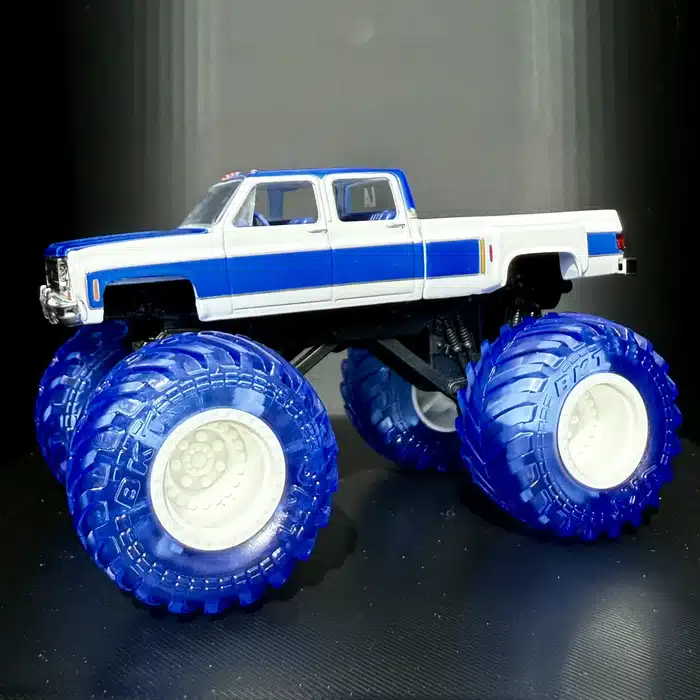 WORKBENCH / ONE-OFF BUILDS custom truck photo 20